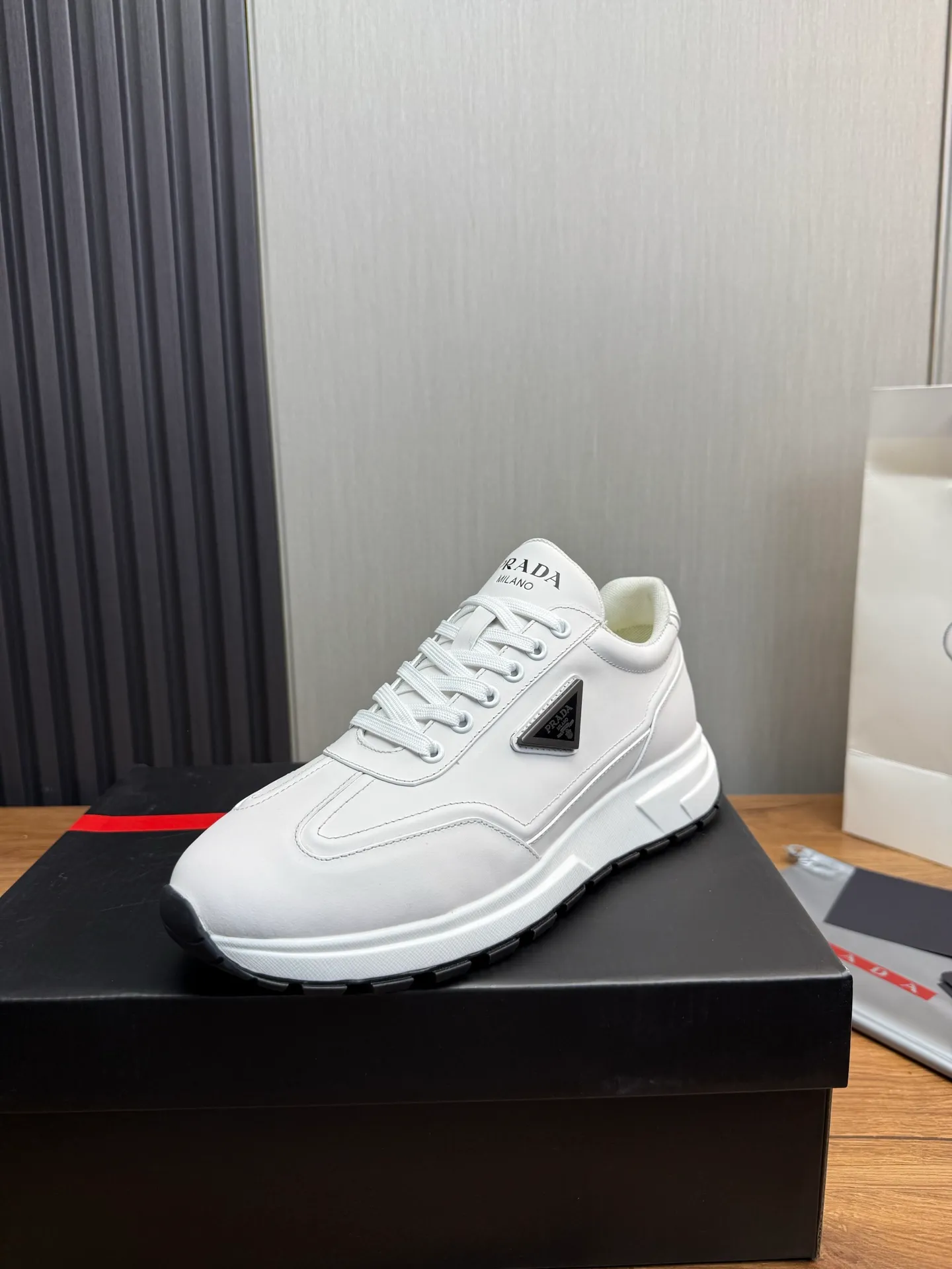 Factory price 640💰 [PRADA] Popular items in men's shoe counters, synchronized with the official website, 1 high-quality shipment ✔️Original cowhide + cowhide lining, 1🆚1 replica, original sole, 38-45 (45 customized, non-refundable)